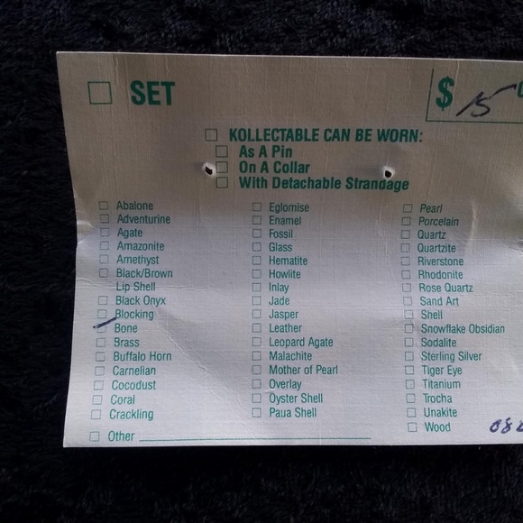 Vintage Karla Jordan - Magenta Bone Earrings - Picture 3 of 5